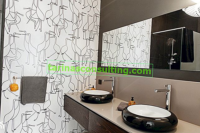 Wie man ein Badezimmer in Grau dekoriert - 7 Möglichkeiten, es zu arrangieren