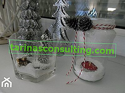 ### Božićni ukras u staklenoj posudi Klasičan i vrlo jednostavan sastav sastoji se od uobičajenog ...