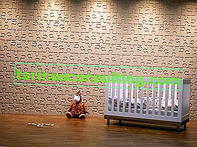 béžové dekorativní panely ve tvaru puzzle v dětském pokoji