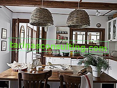 ** 5.  Rustikale Küche - welche Materialien? ** - In einer rustikalen Küche nicht nur Holz, sondern ...